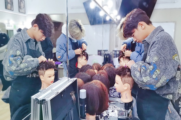 发掘美发事业的多重可能性